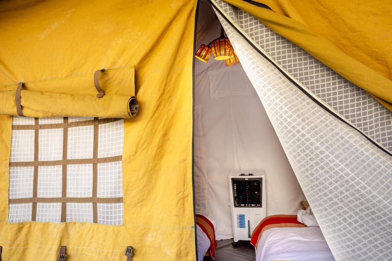 Kalash Parkaze And Tent Inn Pokhara Exterior photo